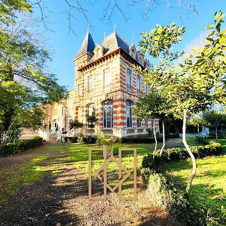 게스트하우스 Chateau Laprade